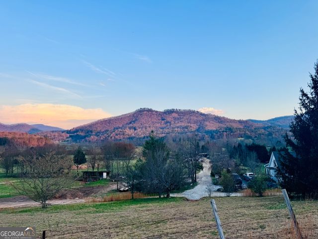 6159 Wolffork Road, Rabun Gap, GA 30568