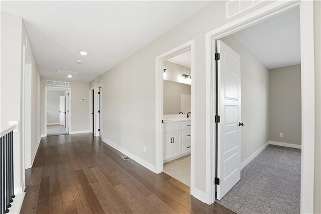 9031 SW 5th Street, Blue Springs, MO 64064