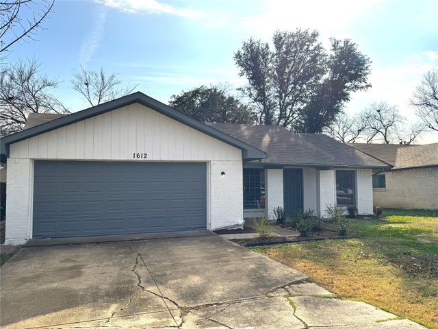 1612 Fairfield Drive, Plano, TX 75074