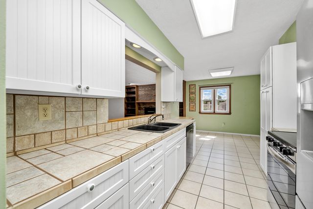 1129 Cayton Road, Florence, KY 41042