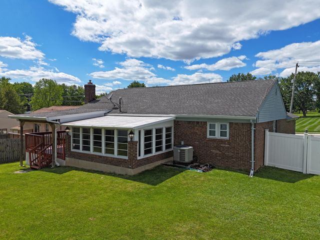 1129 Cayton Road, Florence, KY 41042