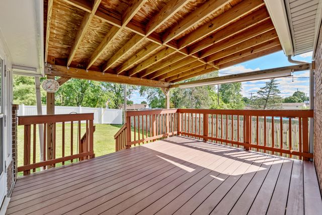 1129 Cayton Road, Florence, KY 41042