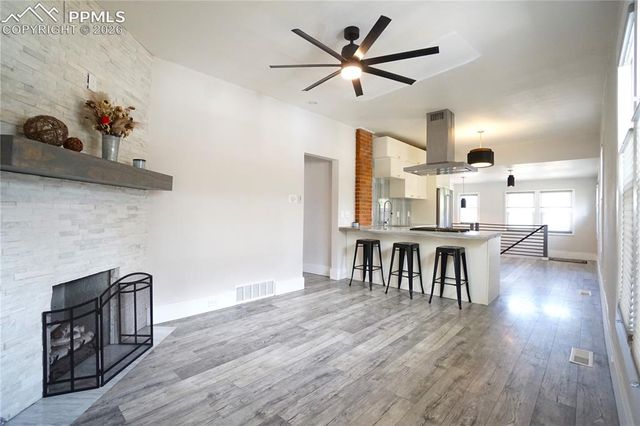 911 W Pikes Peak Avenue, Colorado Springs, CO 80905