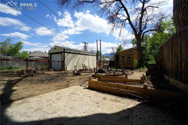 911 W Pikes Peak Avenue, Colorado Springs, CO 80905