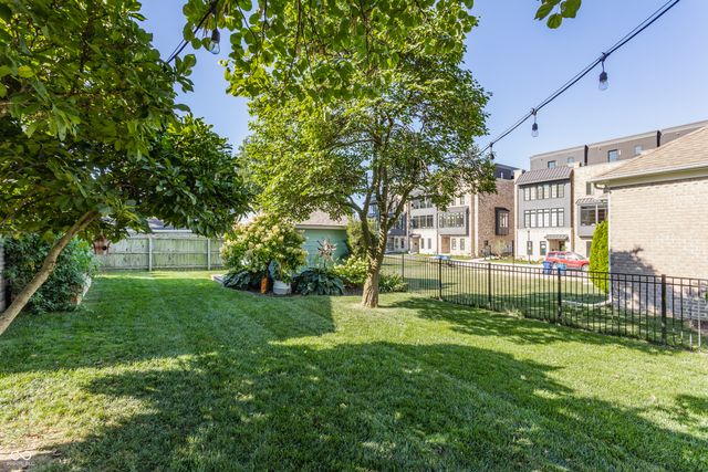 121 SE 1st Street SE, Carmel, IN 46032