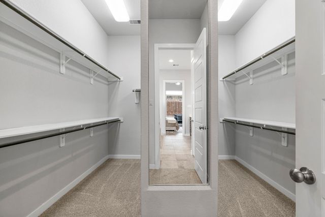 592 Dayridge DR, Dripping Springs, TX 78620