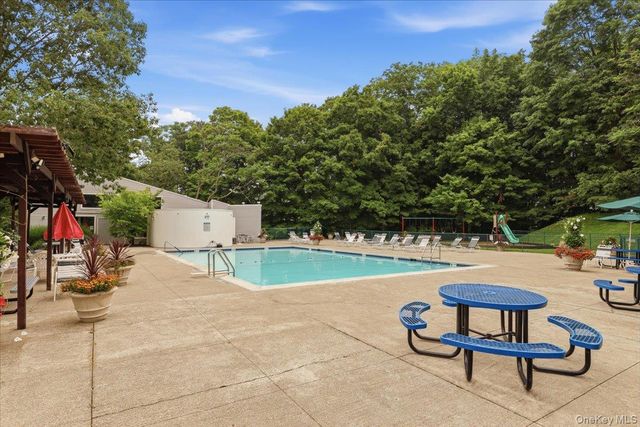 208 Harris Road GB3, Bedford Hills, NY 10507
