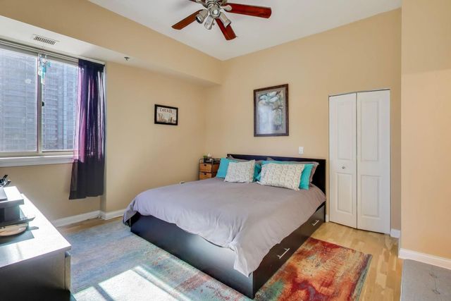 230 W Division Street 1405, Chicago, IL 60610