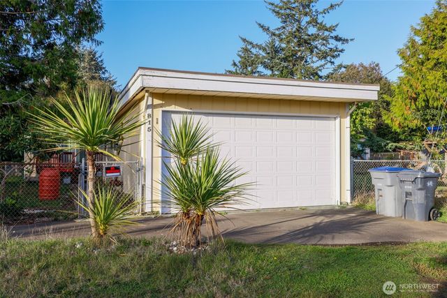 815 W Lee Avenue, Westport, WA 98595