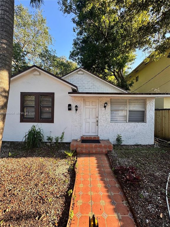 18 NW 57th St, Miami, FL 33127