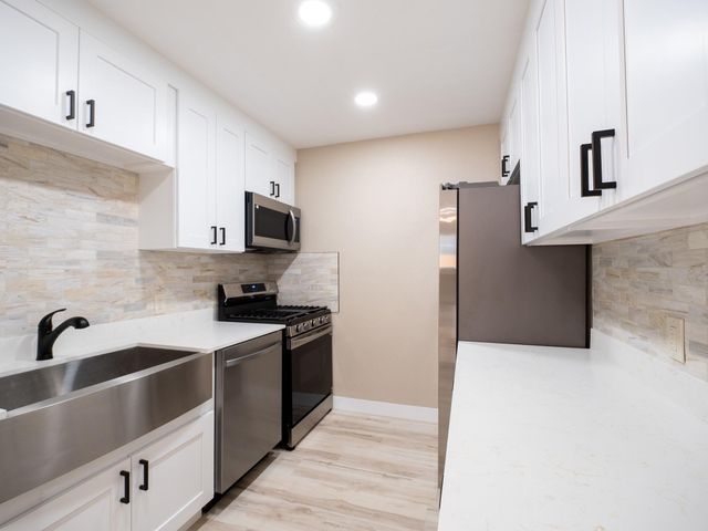 8314 Bowling Green DR B, Austin, TX 78757