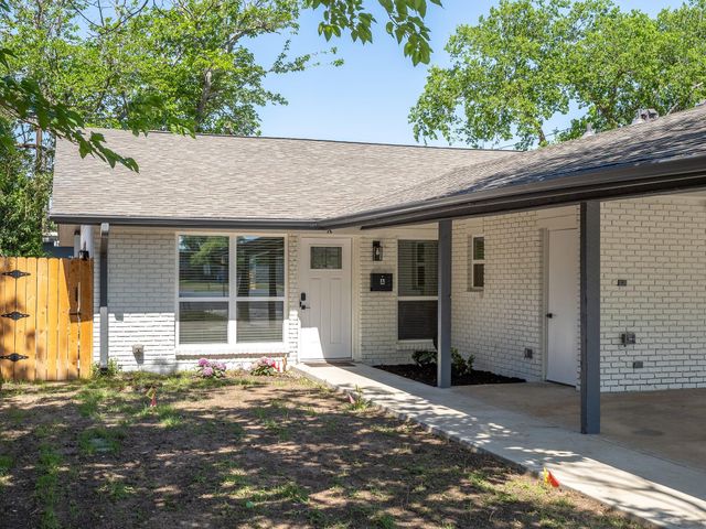 8314 Bowling Green DR B, Austin, TX 78757