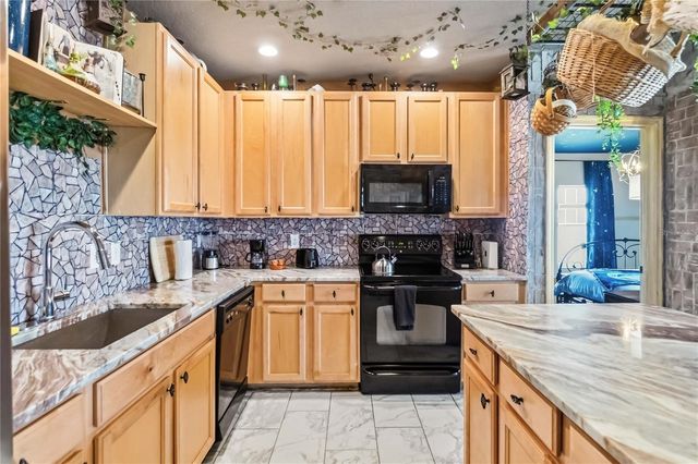 2041 LACIE JO LANE, Kissimmee, FL 34743