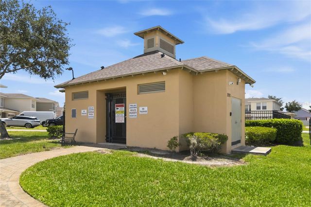 2041 LACIE JO LANE, Kissimmee, FL 34743