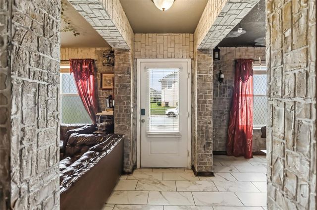 2041 LACIE JO LANE, Kissimmee, FL 34743