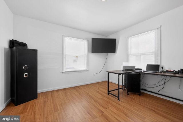 25 BLACKWELL LN, Willingboro, NJ 08046