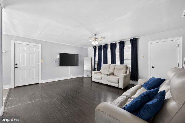 25 BLACKWELL LN, Willingboro, NJ 08046