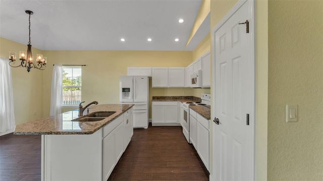 273 HIDDEN VIEW DRIVE, Groveland, FL 34736