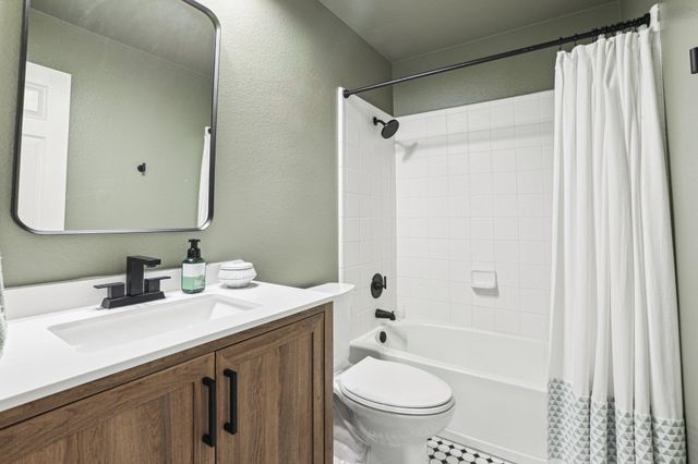 2725 Kickapoo Cavern DR, Pflugerville, TX 78660