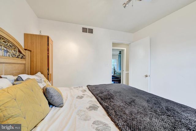 16555 OLD FREDERICK RD, Mount Airy, MD 21771