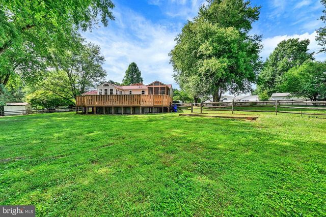 16555 OLD FREDERICK RD, Mount Airy, MD 21771