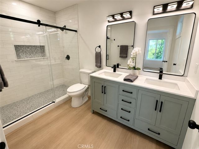 611 S Sunset Canyon, Burbank, CA 91501