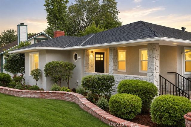 611 S Sunset Canyon, Burbank, CA 91501