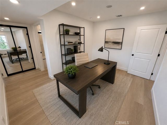 611 S Sunset Canyon, Burbank, CA 91501