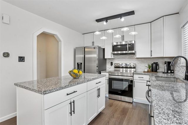 1787 Florine Boulevard F, St Charles, MO 63303