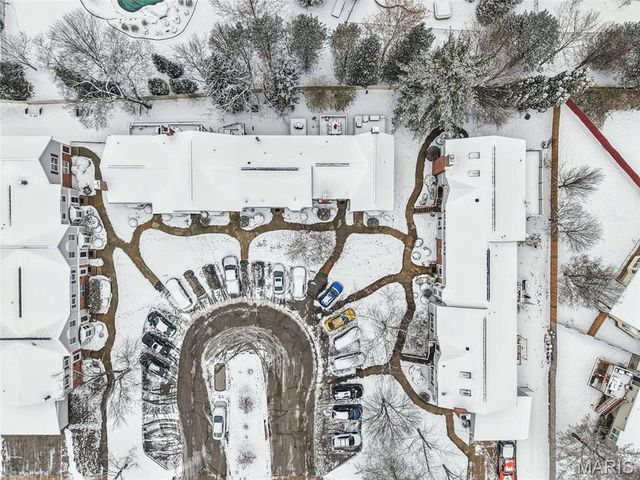 1787 Florine Boulevard F, St Charles, MO 63303