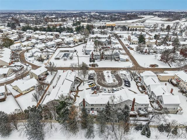 1787 Florine Boulevard F, St Charles, MO 63303