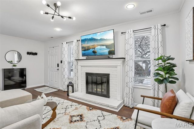 1787 Florine Boulevard F, St Charles, MO 63303