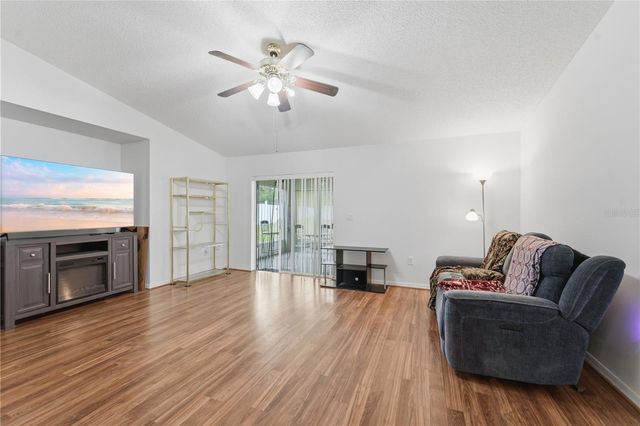 1675 10TH AVENUE, Deland, FL 32724