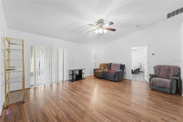 1675 10TH AVENUE, Deland, FL 32724