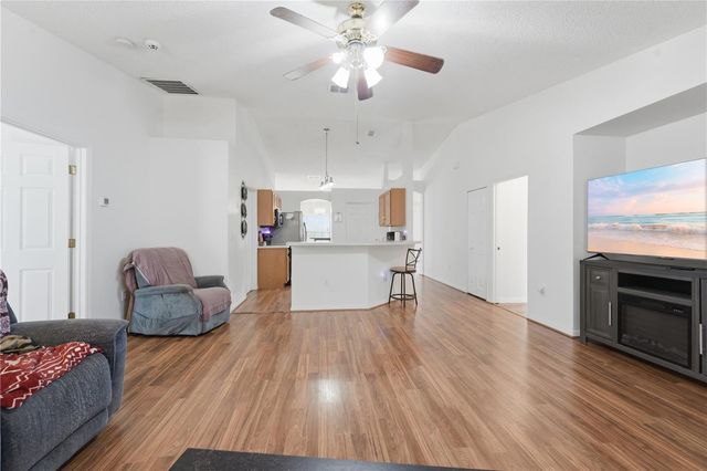1675 10TH AVENUE, Deland, FL 32724