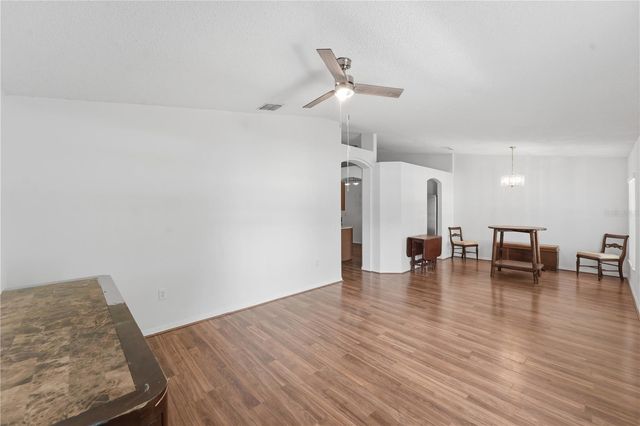1675 10TH AVENUE, Deland, FL 32724
