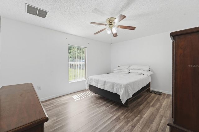 1675 10TH AVENUE, Deland, FL 32724