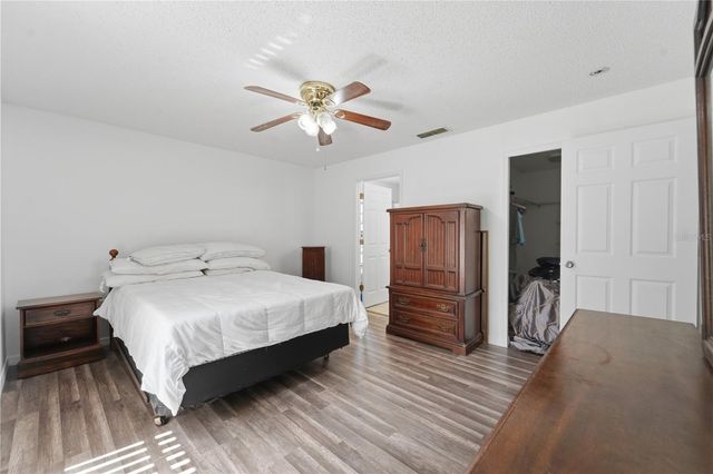 1675 10TH AVENUE, Deland, FL 32724