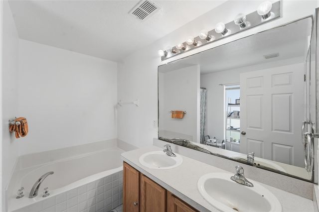 1675 10TH AVENUE, Deland, FL 32724