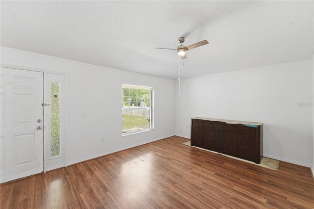 1675 10TH AVENUE, Deland, FL 32724