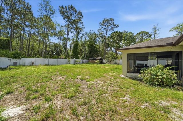1675 10TH AVENUE, Deland, FL 32724