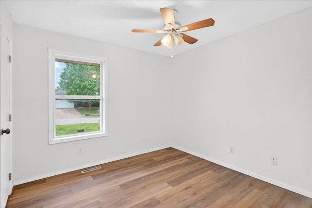 3349 W Deerfield Street, Springfield, MO 65807