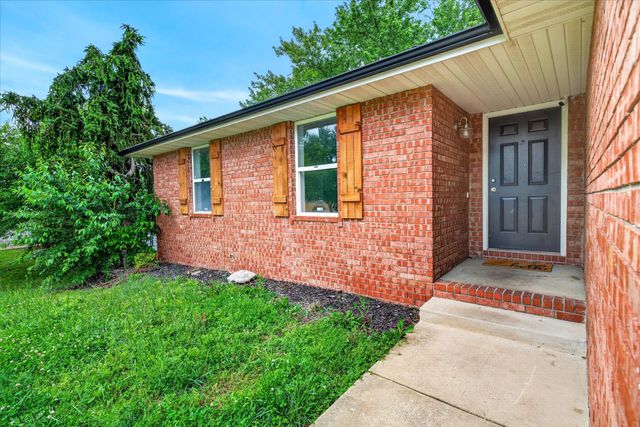 3349 W Deerfield Street, Springfield, MO 65807
