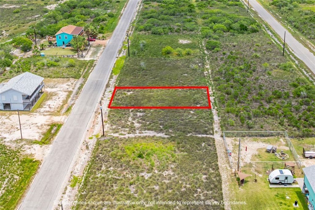 510 Water Oak Ln, Rockport, TX 78382 — exterior
