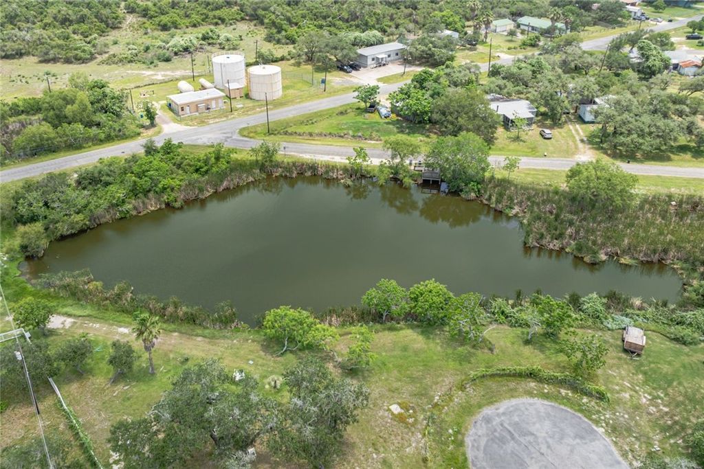 510 Water Oak Ln, Rockport, TX 78382 — photo 5