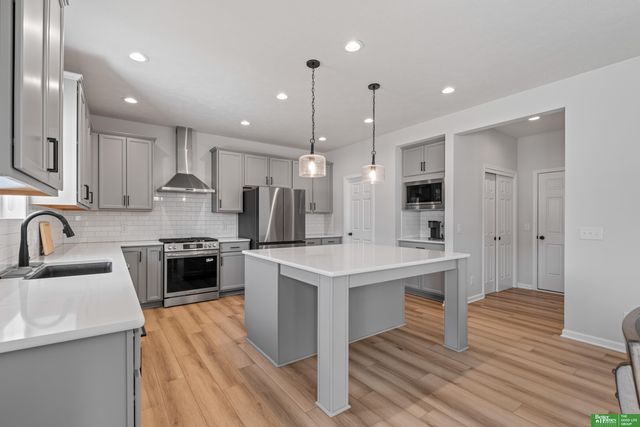 5003 Kestrel Parkway, Elkhorn, NE 68022