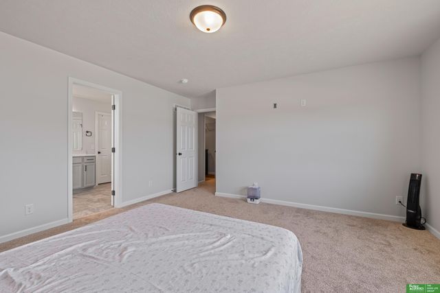 5003 Kestrel Parkway, Elkhorn, NE 68022