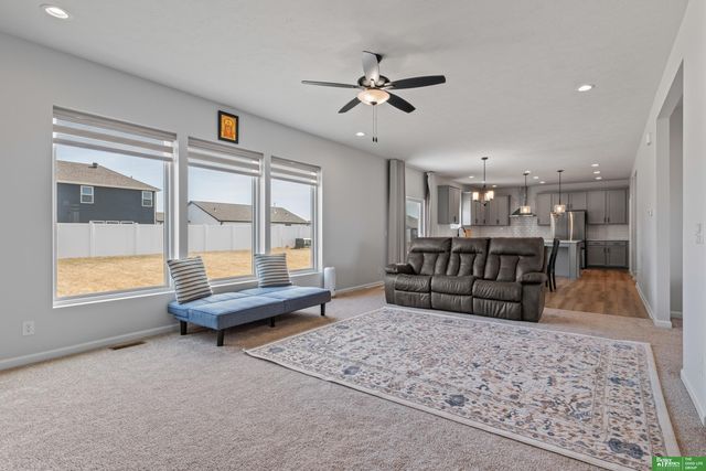 5003 Kestrel Parkway, Elkhorn, NE 68022