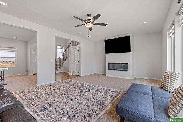 5003 Kestrel Parkway, Elkhorn, NE 68022