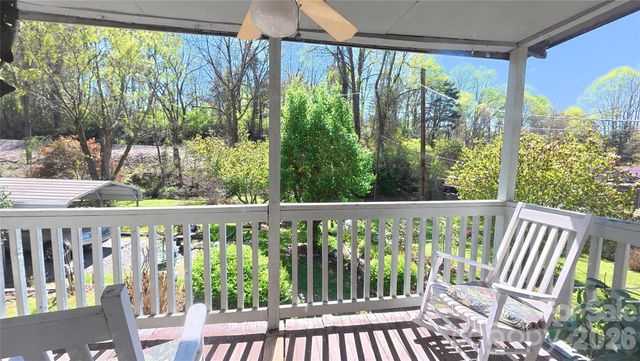 20 Homewood Drive, Asheville, NC 28803